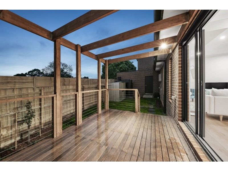 2/34 Ireland Street, Ringwood VIC 3134