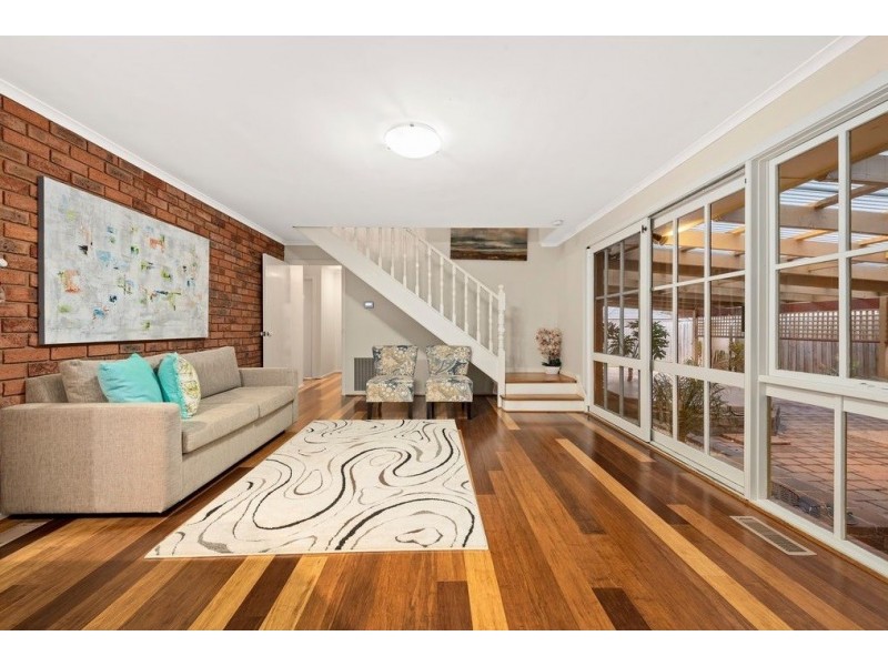 50 Grayson Drive, Scoresby VIC 3179