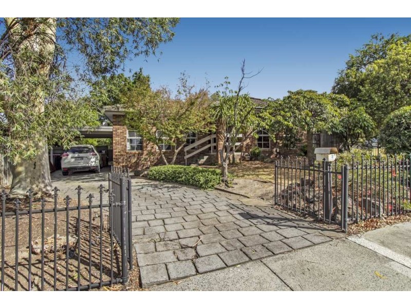 2 Wartook Way, Rowville VIC 3178