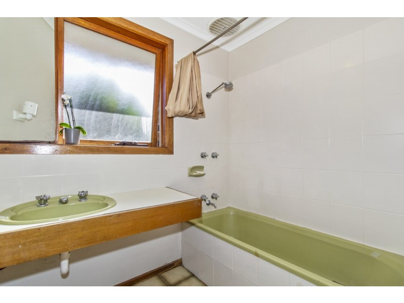2 Wartook Way, Rowville VIC 3178
