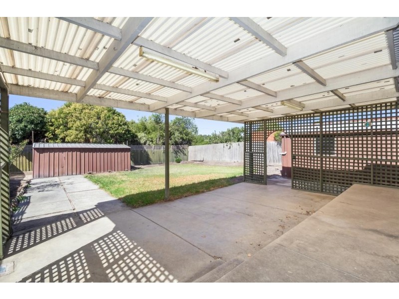 28 Grayson Drive, Scoresby VIC 3179