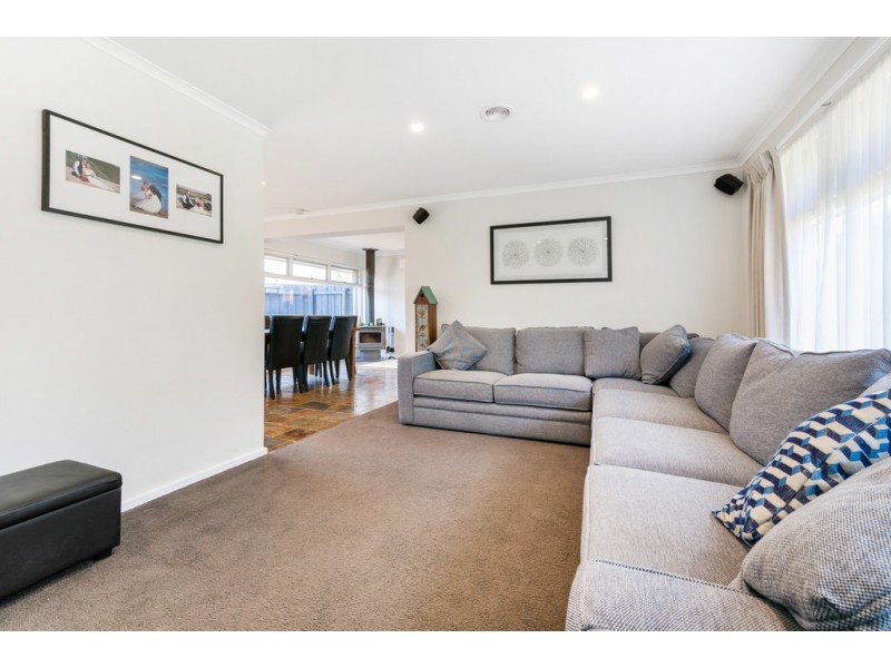 1/33 Lloyd Street, Knoxfield VIC 3180