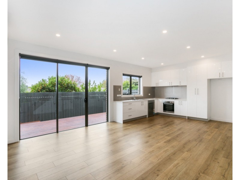 1 and 4/22 Greenwood Street, Burwood VIC 3125