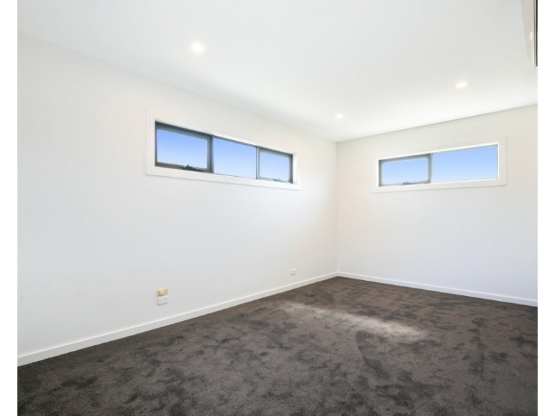 1 and 4/22 Greenwood Street, Burwood VIC 3125