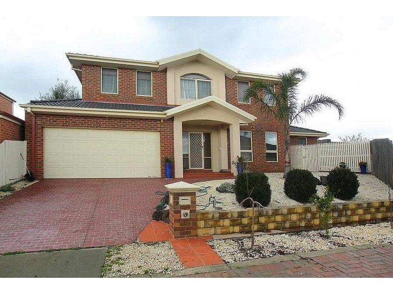 38 Monastery Close, Wantirna South VIC 3152