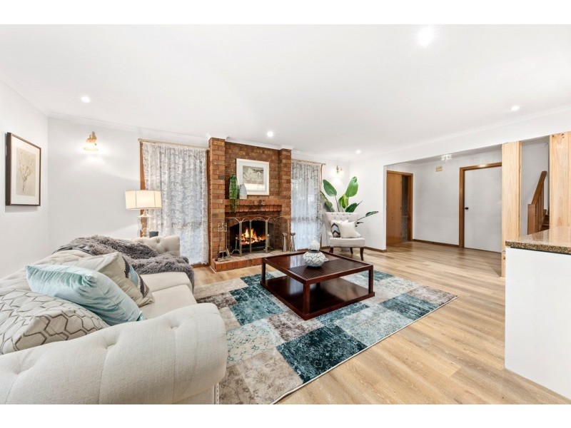 9 Timmothy Drive, Wantirna South VIC 3152