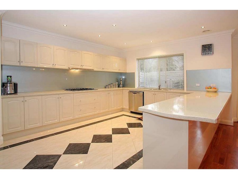 5 Cameron Court, Wantirna VIC 3152