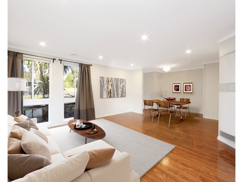 16 Kedleston Way, Rowville VIC 3178