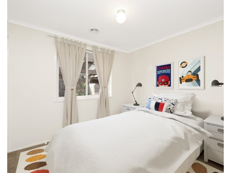 16 Kedleston Way, Rowville VIC 3178