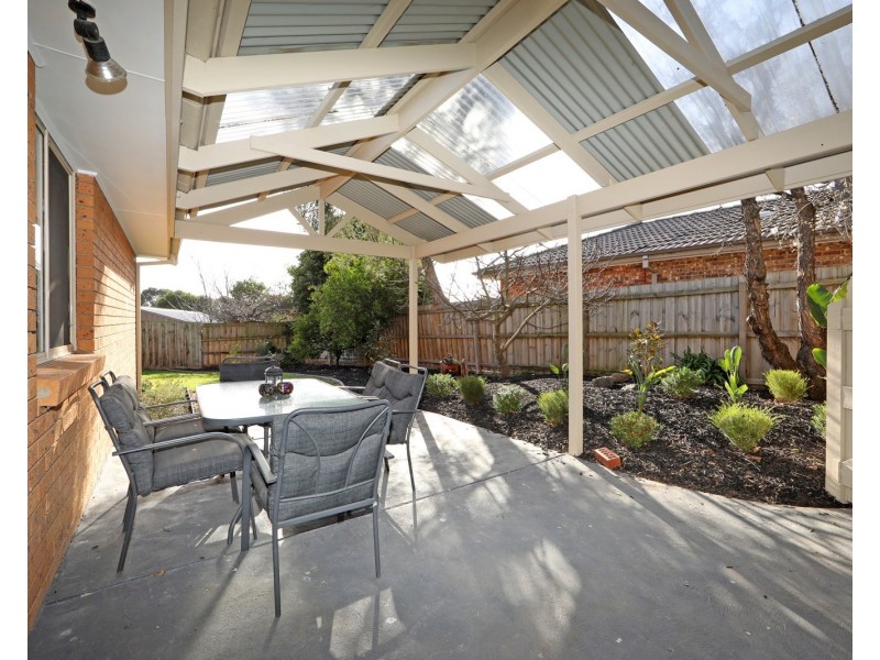 16 Kedleston Way, Rowville VIC 3178