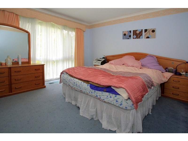 8 Vida Court, Wantirna South VIC 3152