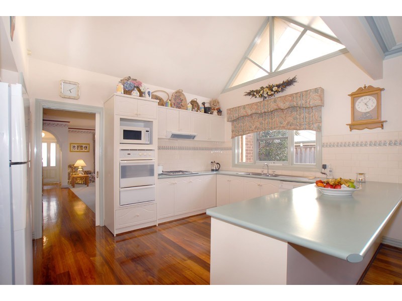 * Knoxfield, Knoxfield VIC 3180