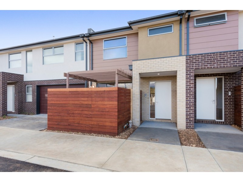 41 Emica Parade, Knoxfield VIC 3180