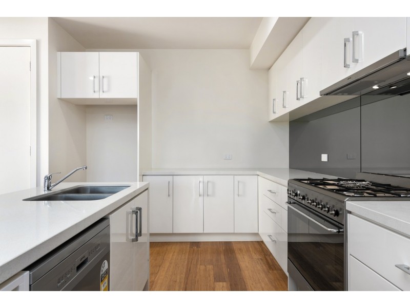 41 Emica Parade, Knoxfield VIC 3180