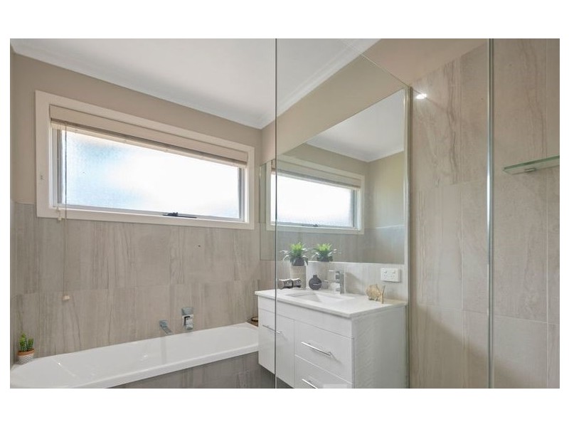 31 Rathmullen Road, Boronia VIC 3155