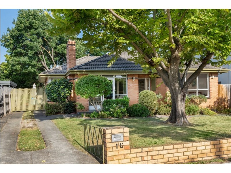 16 Rishon Avenue, Blackburn South VIC 3130