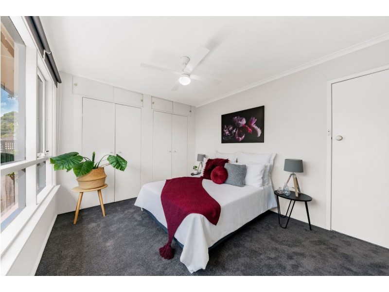 19 Merricks Close, Ferntree Gully VIC 3156