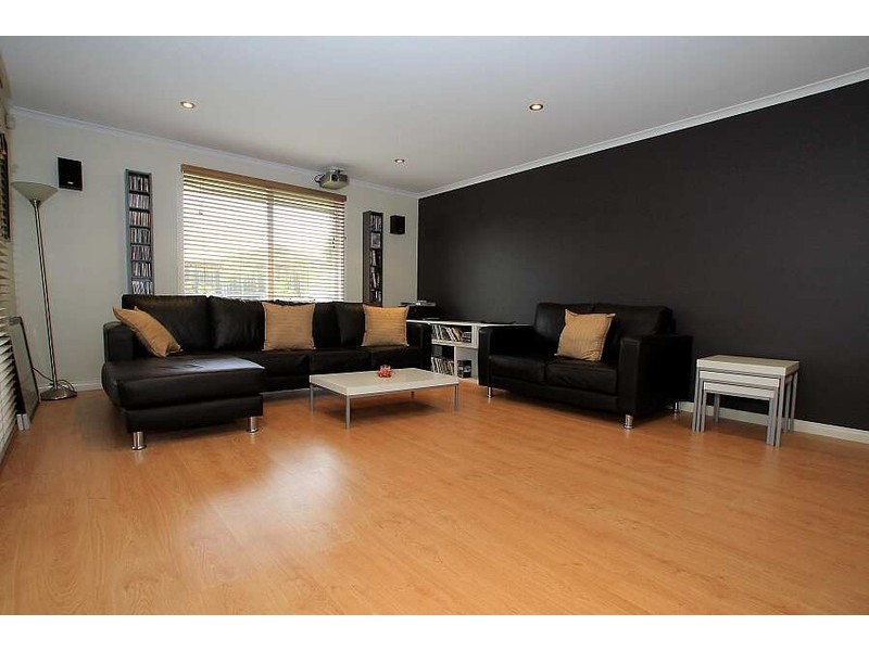 38 Fewster Drive, Wantirna South VIC 3152