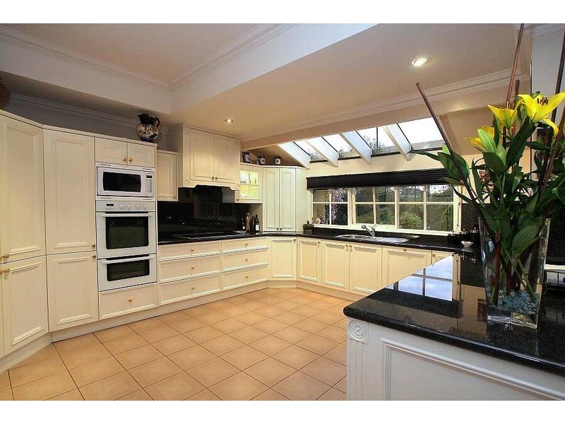 13-15 Jessica Close, Wantirna South VIC 3152