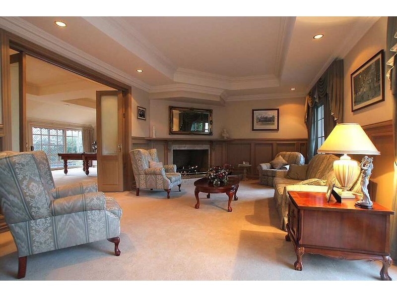 13-15 Jessica Close, Wantirna South VIC 3152