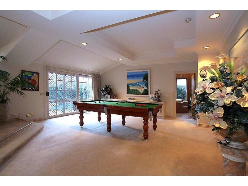 13-15 Jessica Close, Wantirna South VIC 3152