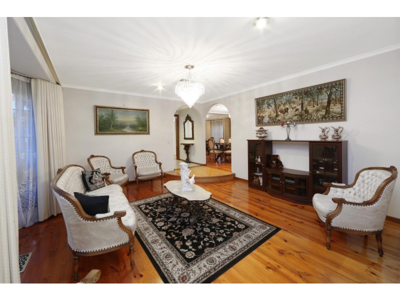 28 Cardinia Way, Rowville VIC 3178