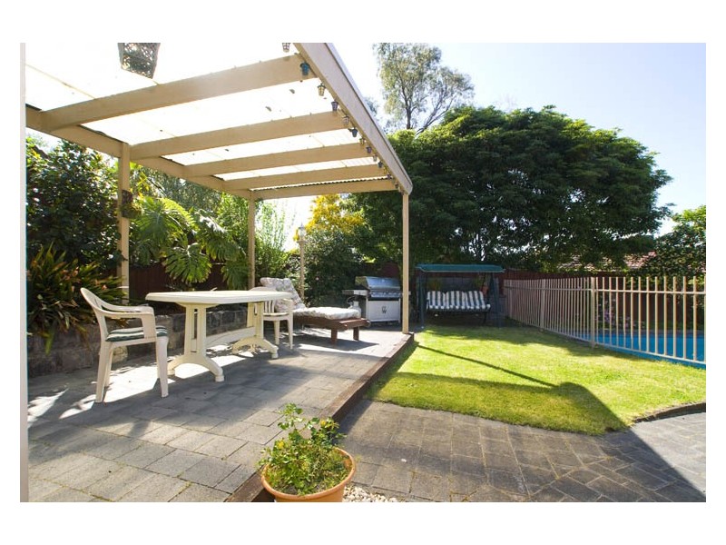 4 Blackfriars Close, Wantirna VIC 3152