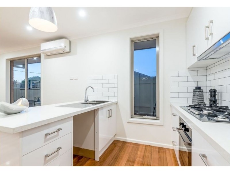 17 Mollison Avenue, Dandenong North VIC 3175