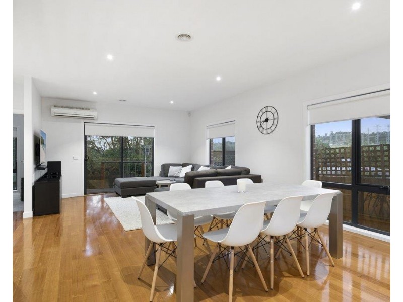 25A Inverness Street, Endeavour Hills VIC 3802