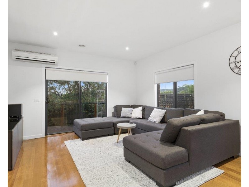 25A Inverness Street, Endeavour Hills VIC 3802