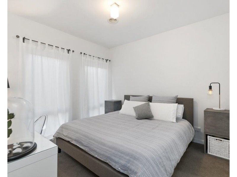 25A Inverness Street, Endeavour Hills VIC 3802