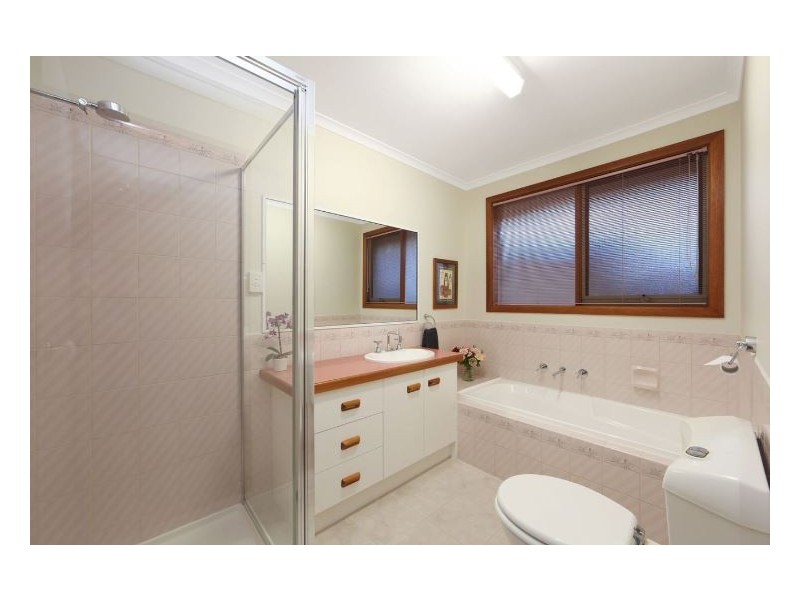 2 Caloola Court, Rowville VIC 3178