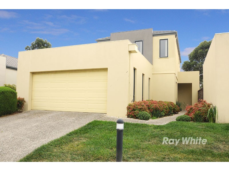 2 Sovereign Manors Crescent, Rowville VIC 3178