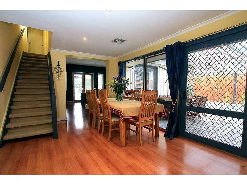 54 Mowbray Drive, Wantirna South VIC 3152