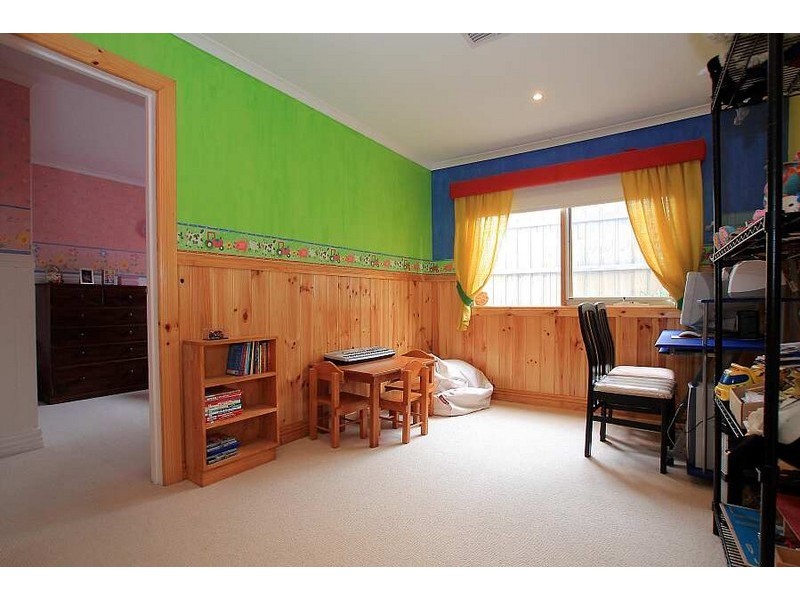 54 Mowbray Drive, Wantirna South VIC 3152