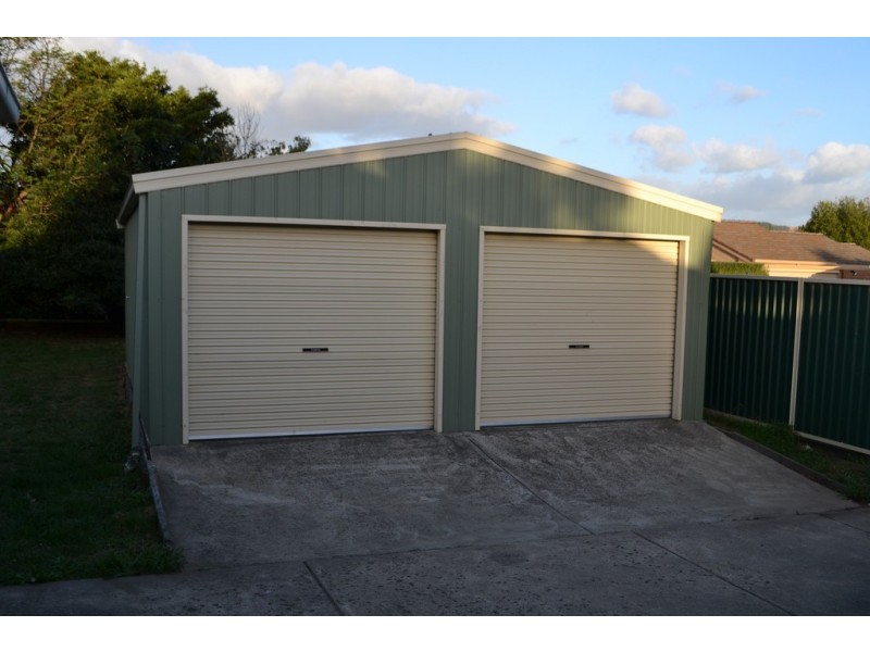 10 Loddon Close, Rowville VIC 3178