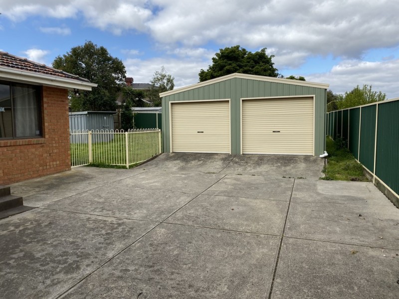 10 Loddon Close, Rowville VIC 3178