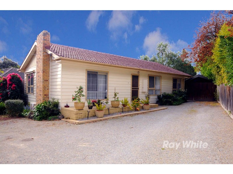 13 Matlock Road, Wantirna South VIC 3152