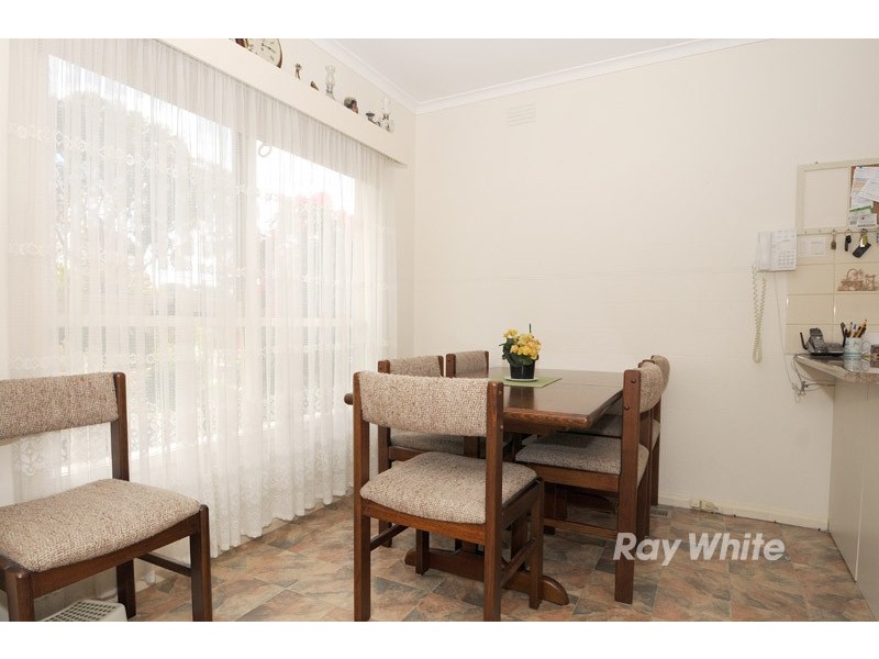 13 Matlock Road, Wantirna South VIC 3152