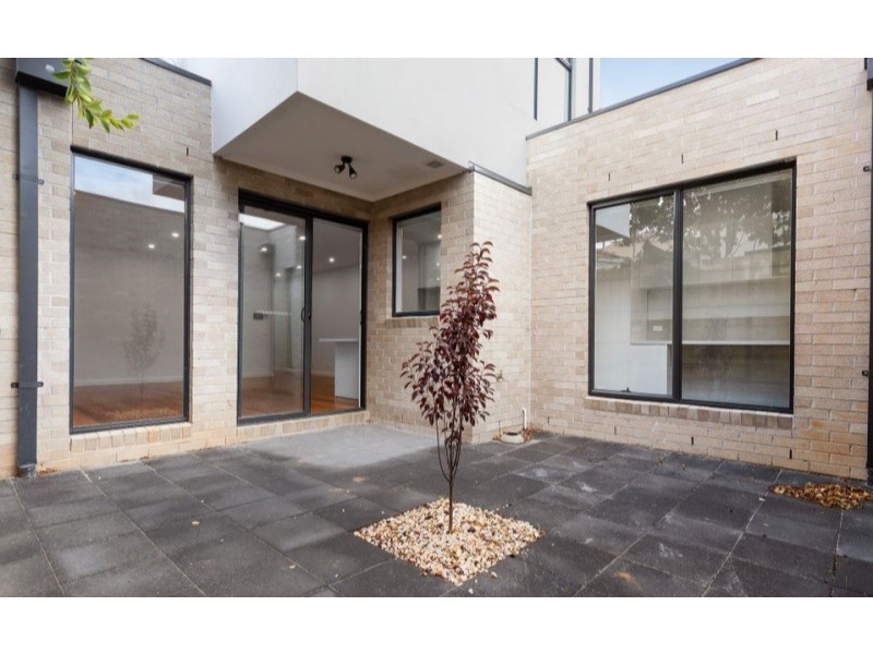 1/216 Tooronga Road, Glen Iris VIC 3146