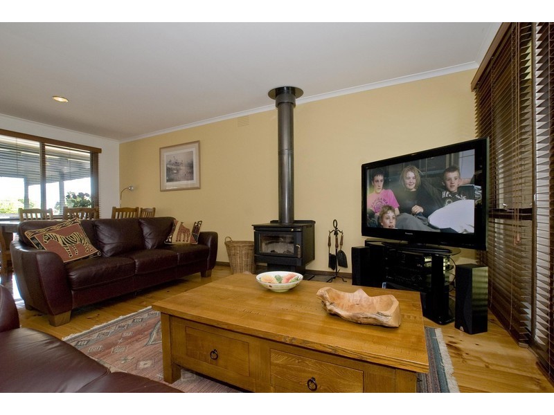 5 St James Court, Wantirna South VIC 3152