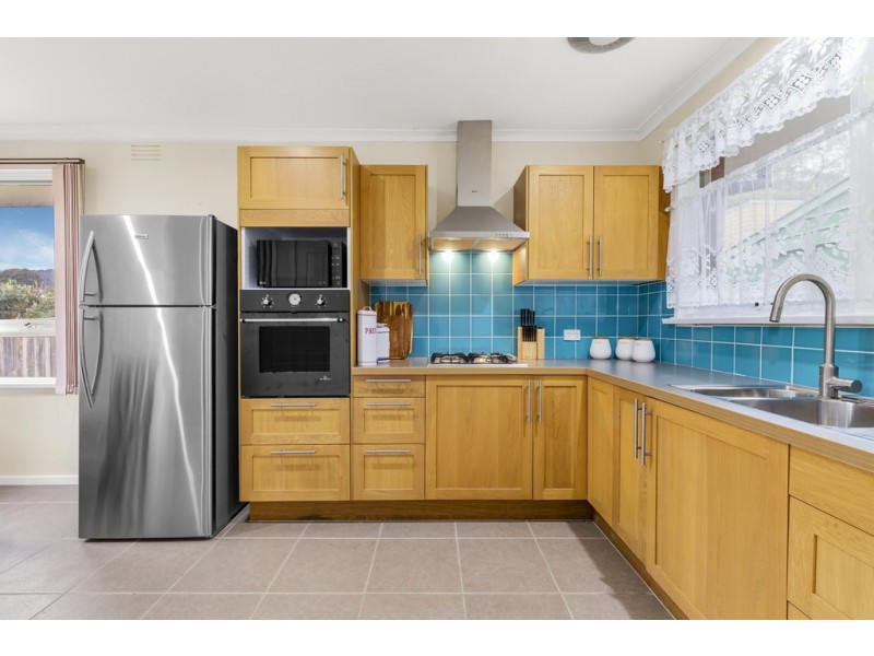 53 Francis Crescent, Ferntree Gully VIC 3156