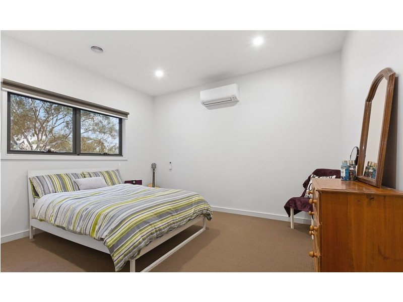 2/667 Whitehorse Road, Mitcham VIC 3132