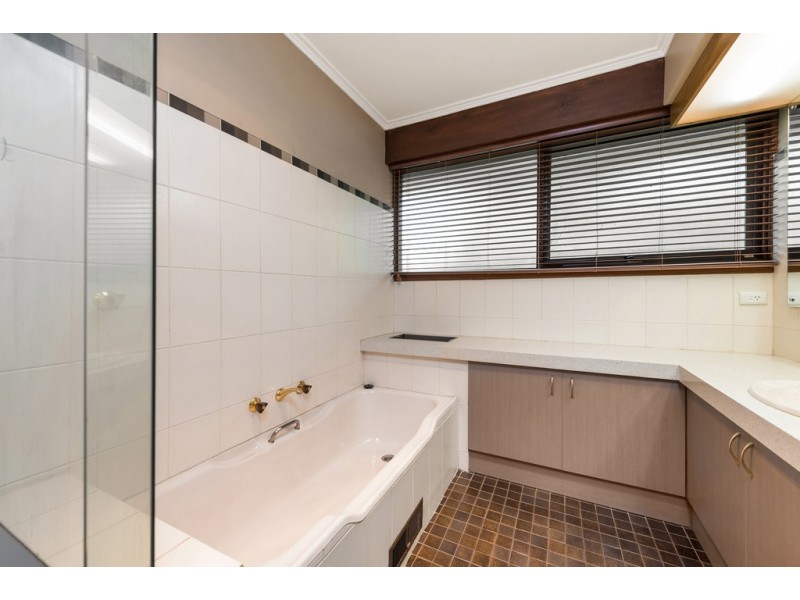 47 Dixon Court, Boronia VIC 3155