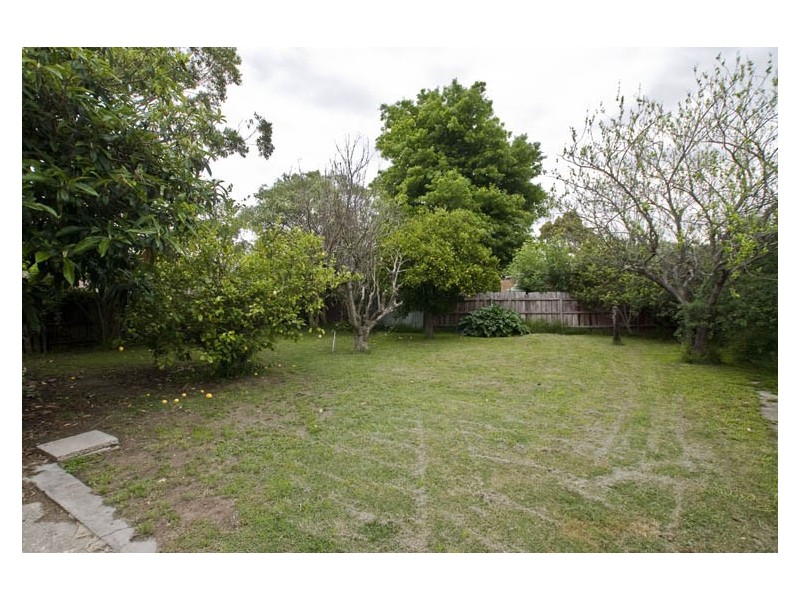 20 Phillip Road, Knoxfield VIC 3180