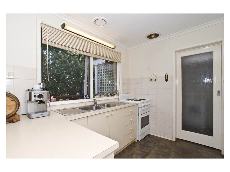 82 Sasses Avenue, Bayswater VIC 3153