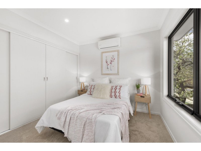 2/50 Lewis Road, Wantirna South VIC 3152