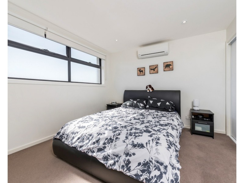 203/291 Mt Dandenong Road, Croydon VIC 3136