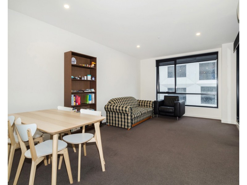 705B/404 Burwood Highway, Wantirna South VIC 3152