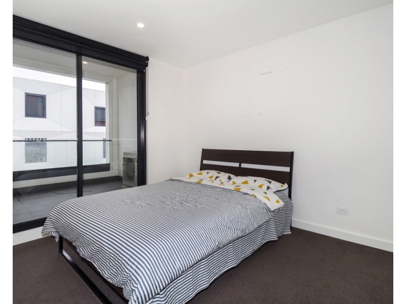 705B/404 Burwood Highway, Wantirna South VIC 3152